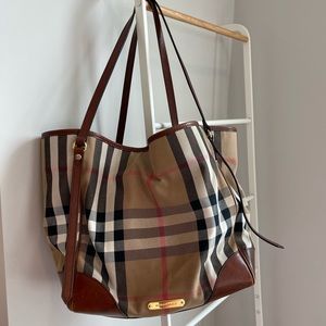 Burberry Handbag!
